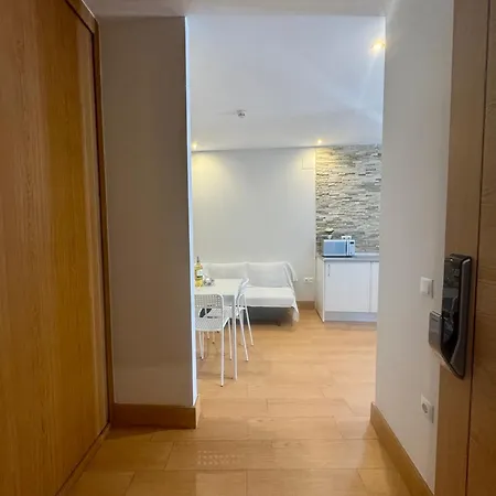 Alcazar דירה חרז