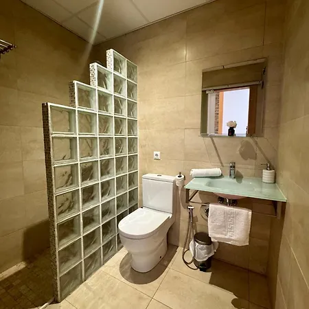 Alcazar Апартаменти